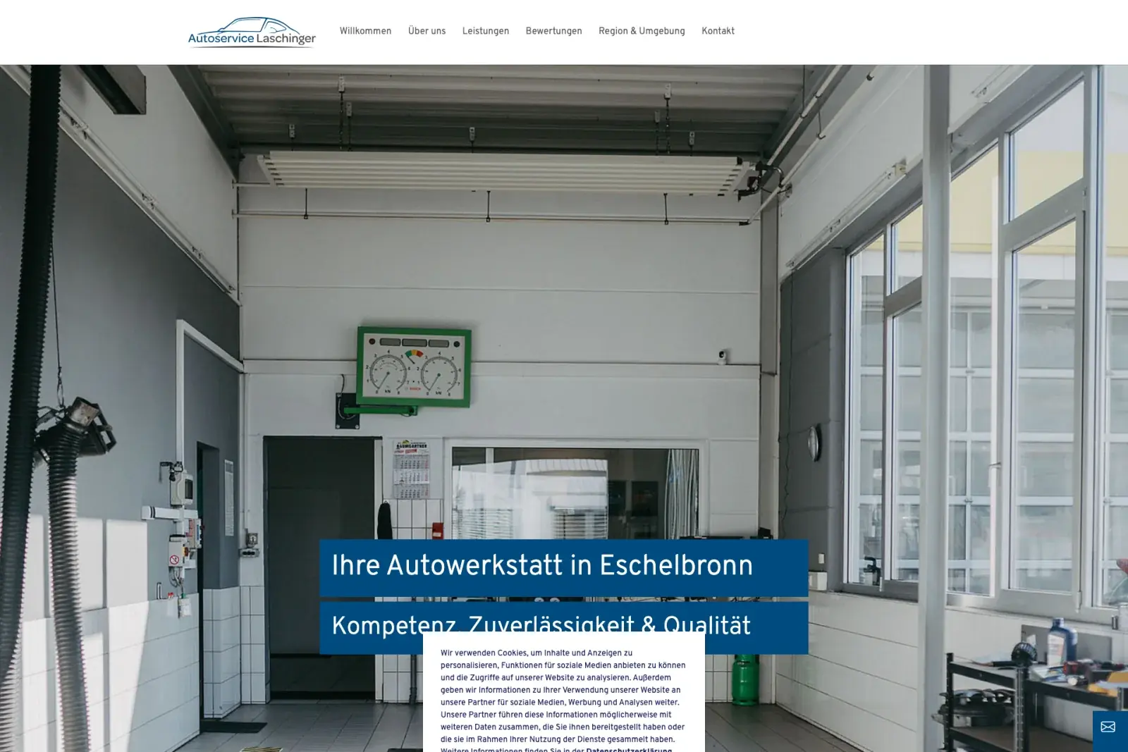 Startseite von Autoservice Laschinger: über einer Aufnahme der hellen Werkstatthalle steht in einem blauen Balken die Zeile Ihre Autowerkstatt in Eschelbronn.