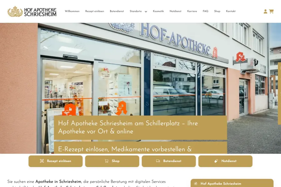 Startseite der Hof Apotheke Schriesheim im Browser: Menüleiste, großes Foto der Apotheke am Schillerplatz und vier Schnellzugriff-Schaltflächen.